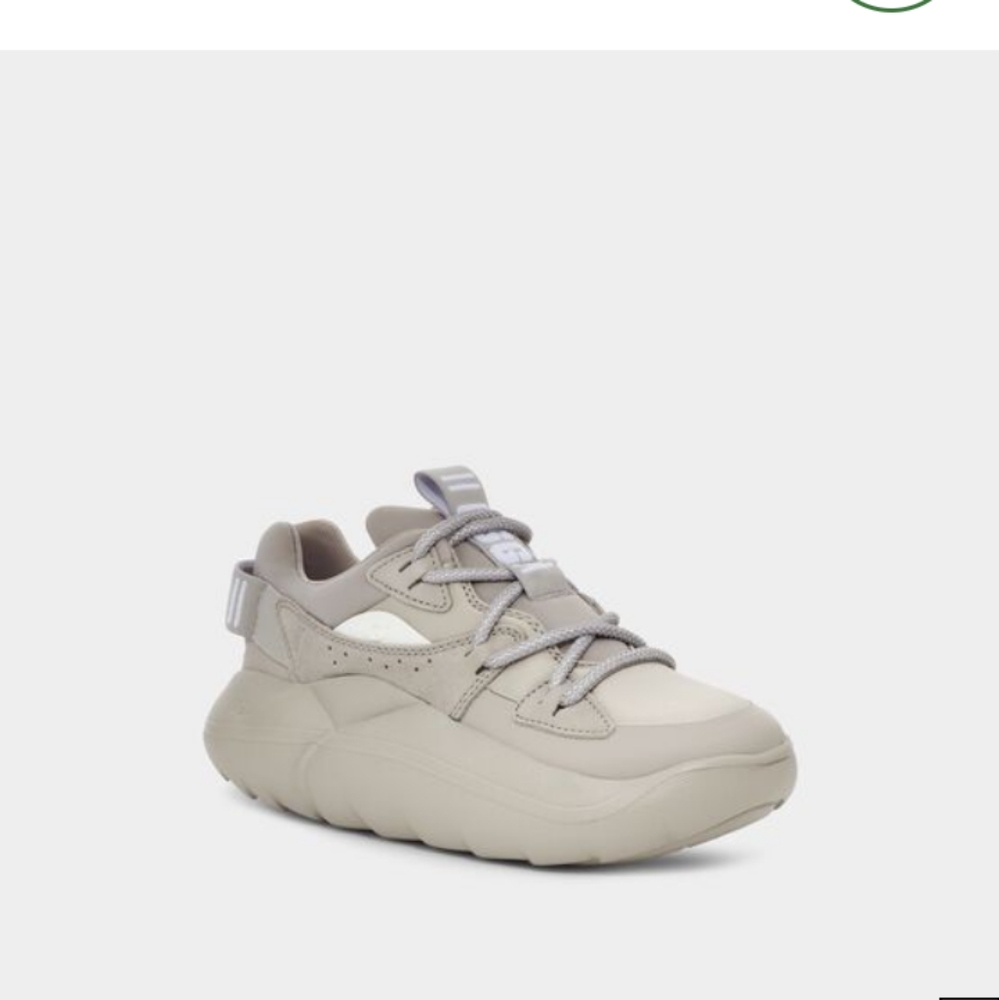 La Cloud Lace Tennis shoes